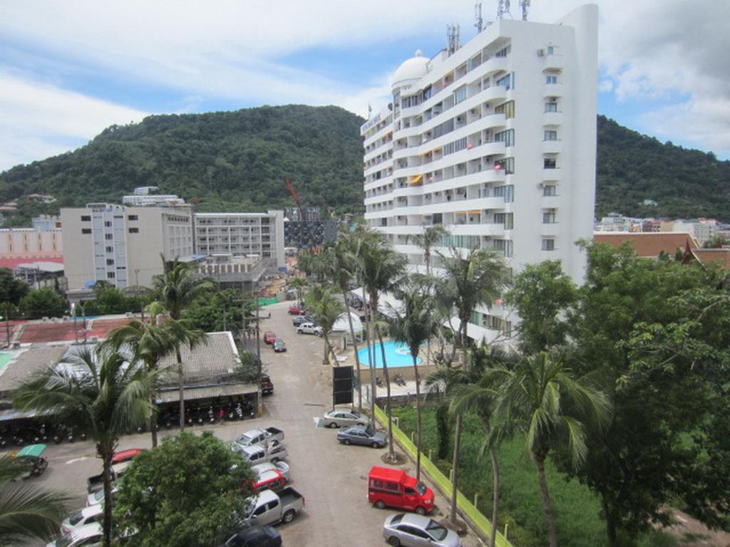 Dao Studio Apartments Patong Eksteriør billede