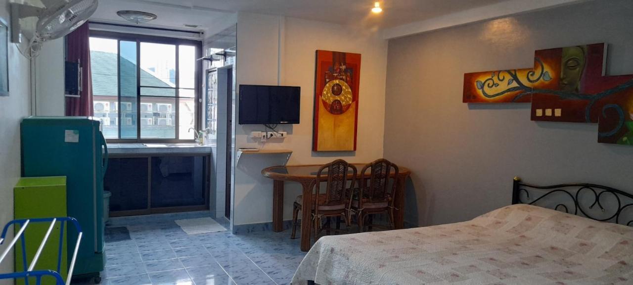 Dao Studio Apartments Patong Eksteriør billede