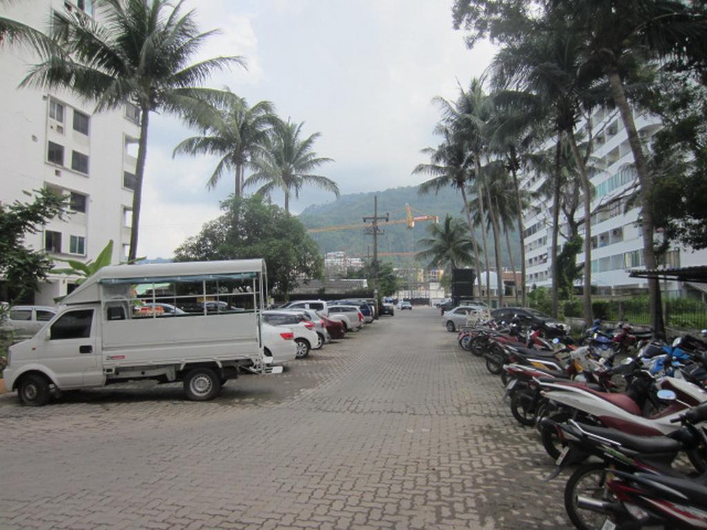 Dao Studio Apartments Patong Eksteriør billede